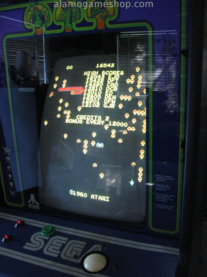 Centipede Video Game by Atarii 1980 - Click Image to Close