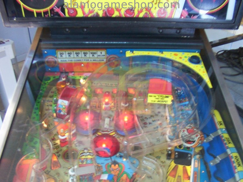 Cyclone pinball by Williams 1988 - Click Image to Close