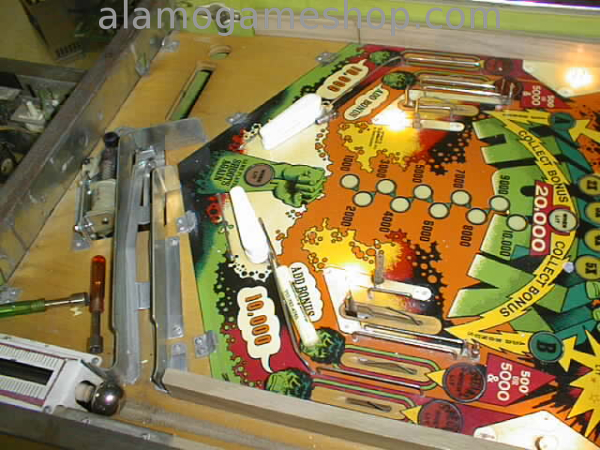 (image for) The Incredible Hulk pinball by Gottlieb