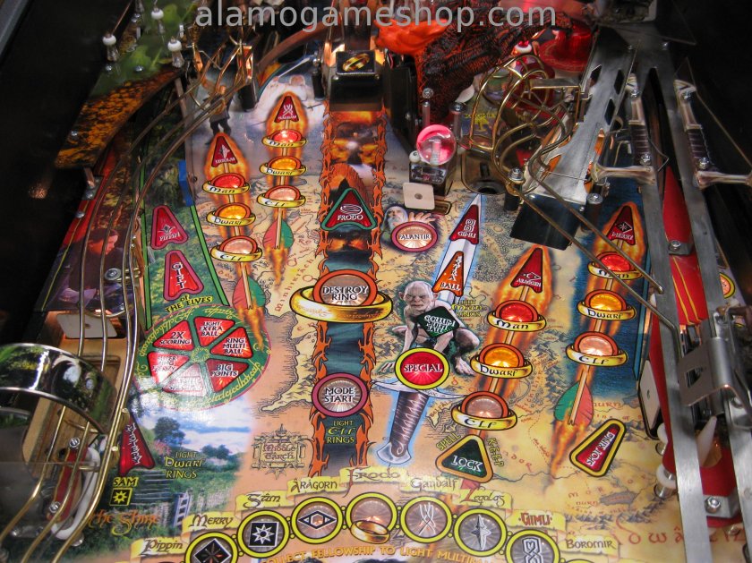 The Lord of the Rings Pinball - Stern Pi - Click Image to Close