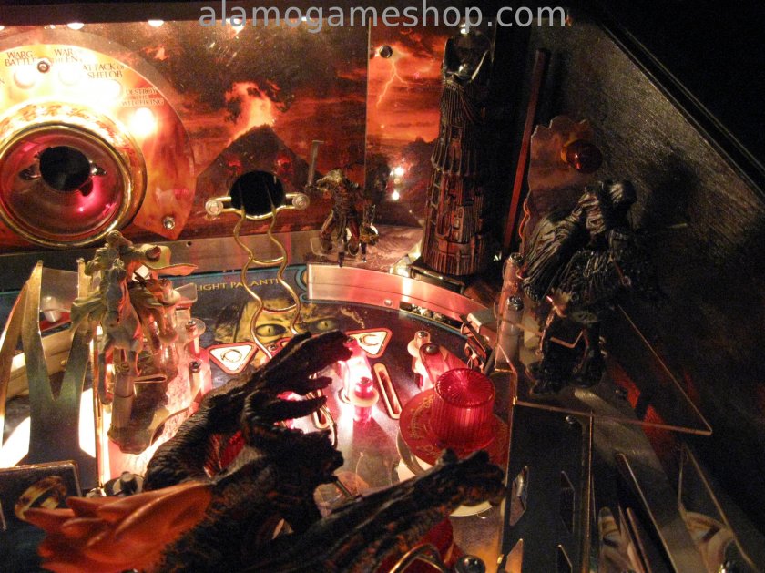 The Lord of the Rings Pinball - Stern Pi - Click Image to Close