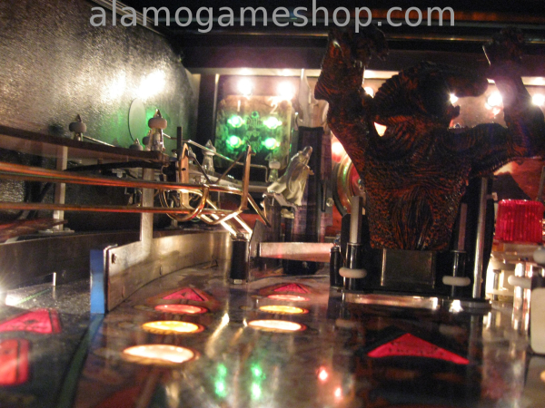 (image for) The Lord of the Rings Pinball - Stern Pi