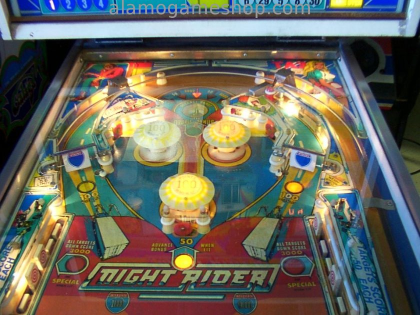 Night Rider pinball by Bally 1977 - Click Image to Close