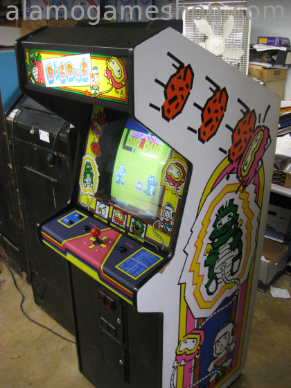 (image for) Dig Dug video game by Atari 1982