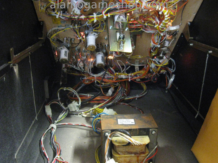 (image for) Monopoly pinball by Stern 2001
