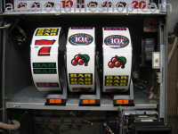 (image for) Perfect 10x Slot Machine by IGT 1993