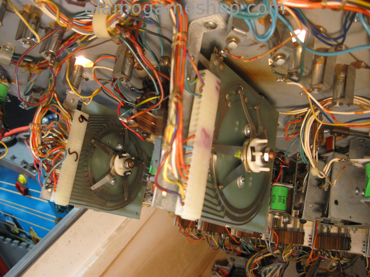 (image for) Pinball by Stern EM 1977