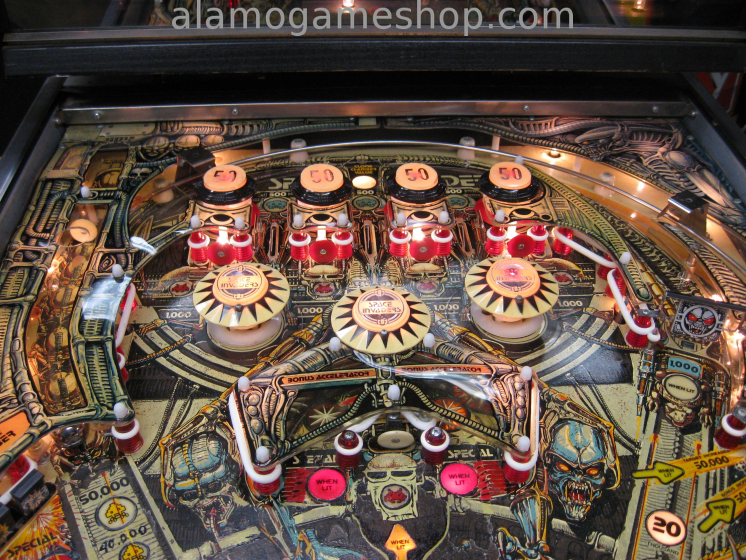 (image for) Space Invaders pinball by Bally 1980