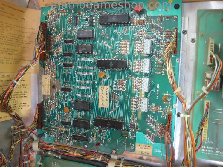 (image for) Space Invaders pinball by Bally 1980