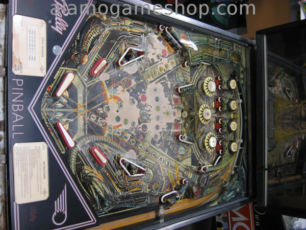 (image for) Space Invaders pinball by Bally 1980