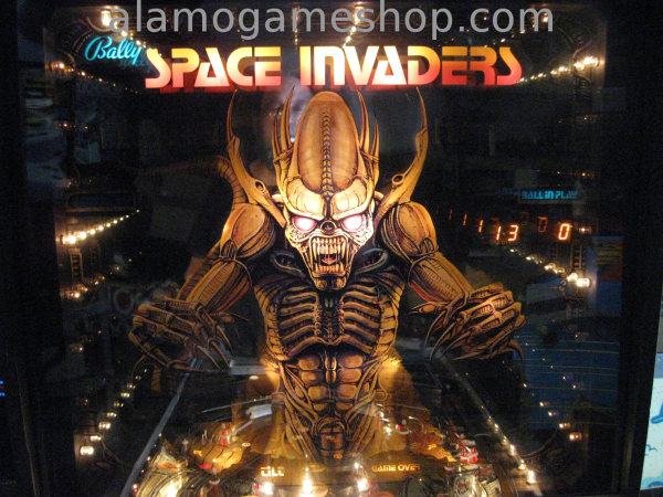 (image for) Space Invaders pinball by Bally 1980 - Click Image to Close