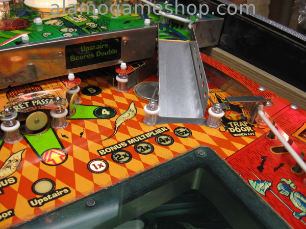 (image for) Haunted House pinball by Gottlieb 1982