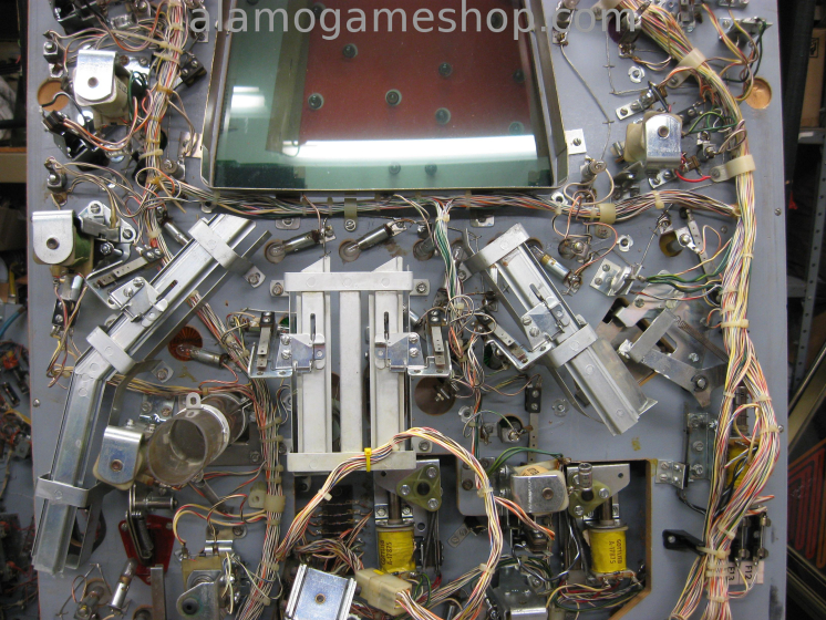 (image for) Haunted House pinball by Gottlieb 1982