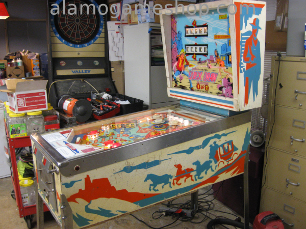 (image for) Quick Draw pinball by Gottlieb 1975