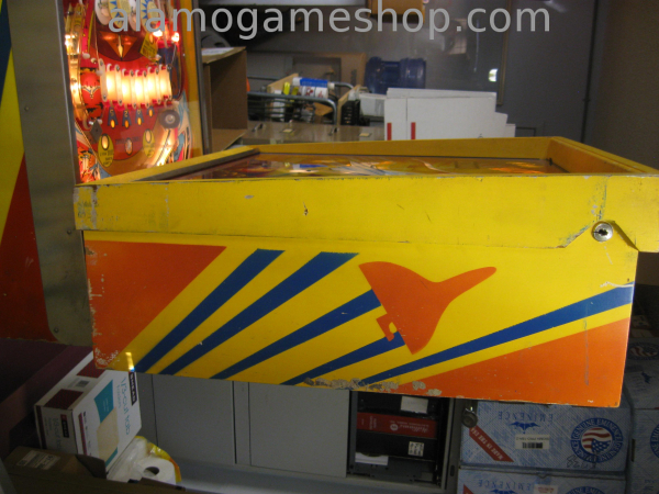 (image for) Supersonic pinball by Bally 1979