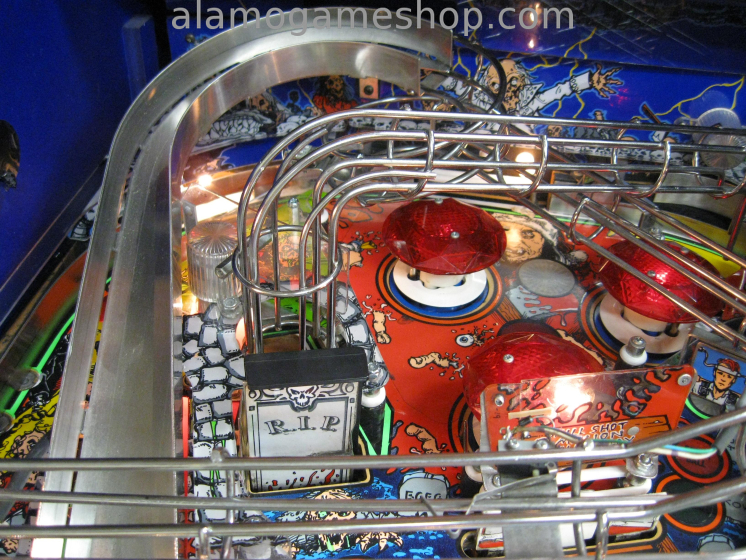 (image for) Tales from the Crypt pinball by Data Eas
