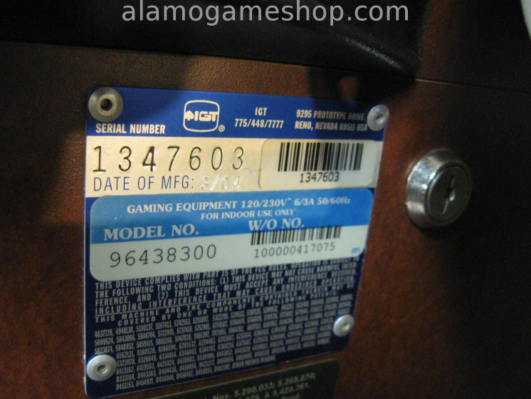 (image for) IGT Triple Diamond slot model s2000