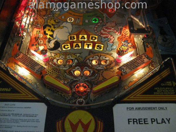 (image for) Bad Cats pinball by Williams 1989