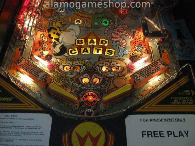 (image for) Bad Cats pinball by Williams 1989