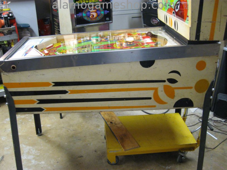 (image for) Big Shot pinball by Gottlieb 1973