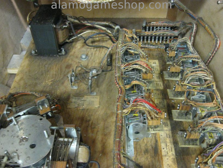 (image for) Big Shot pinball by Gottlieb 1973