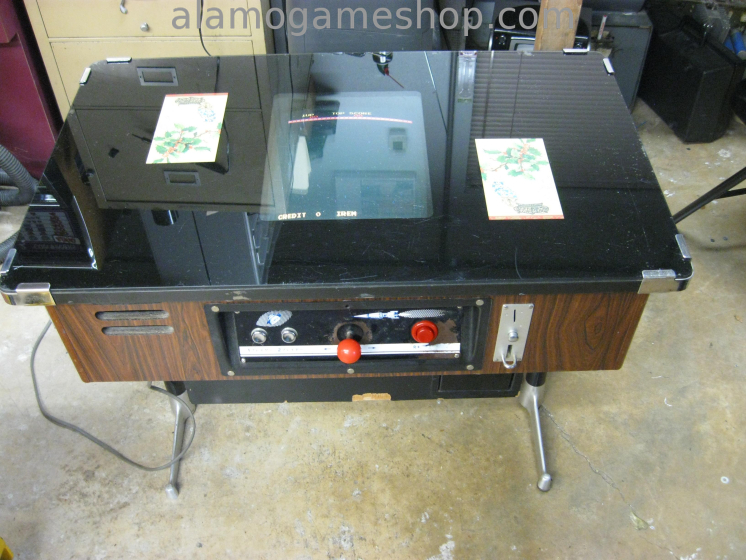 (image for) Japanese Coctail Table Arcade Game with