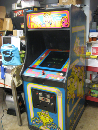 Ms Pacman by Midway 1982 Edge connecto