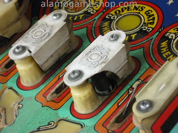 (image for) Captain Fantastic pinball by Bally 1976