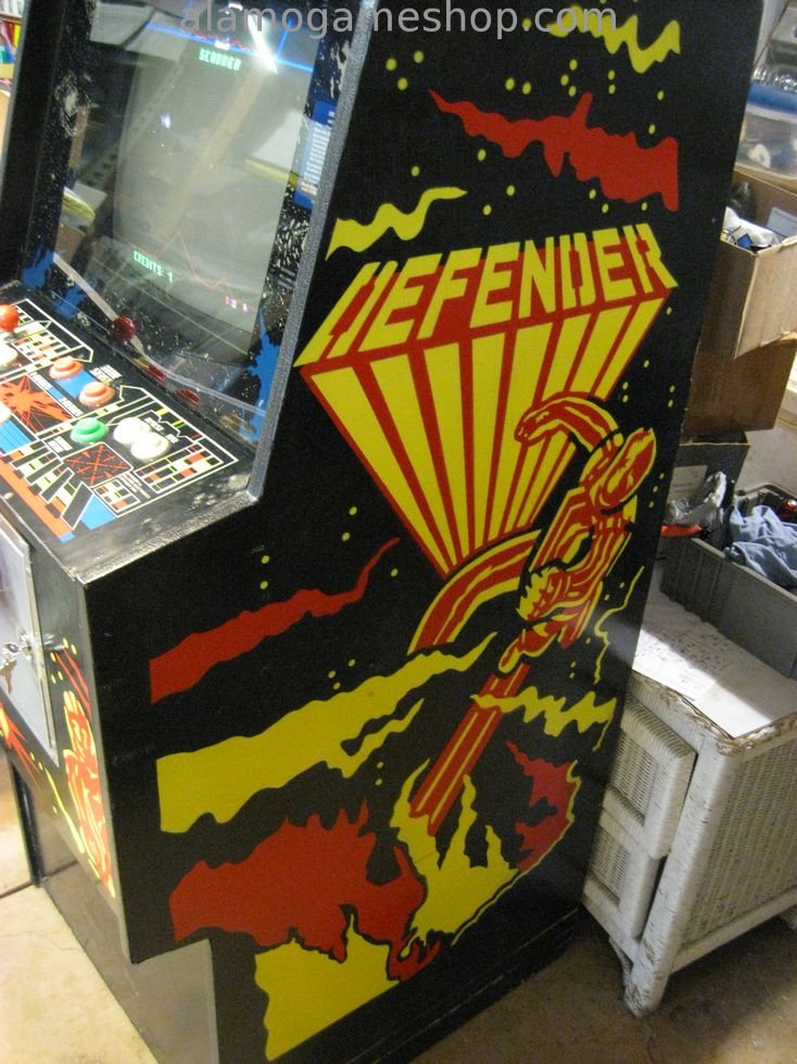 Defender - Williams Video Game - Click Image to Close