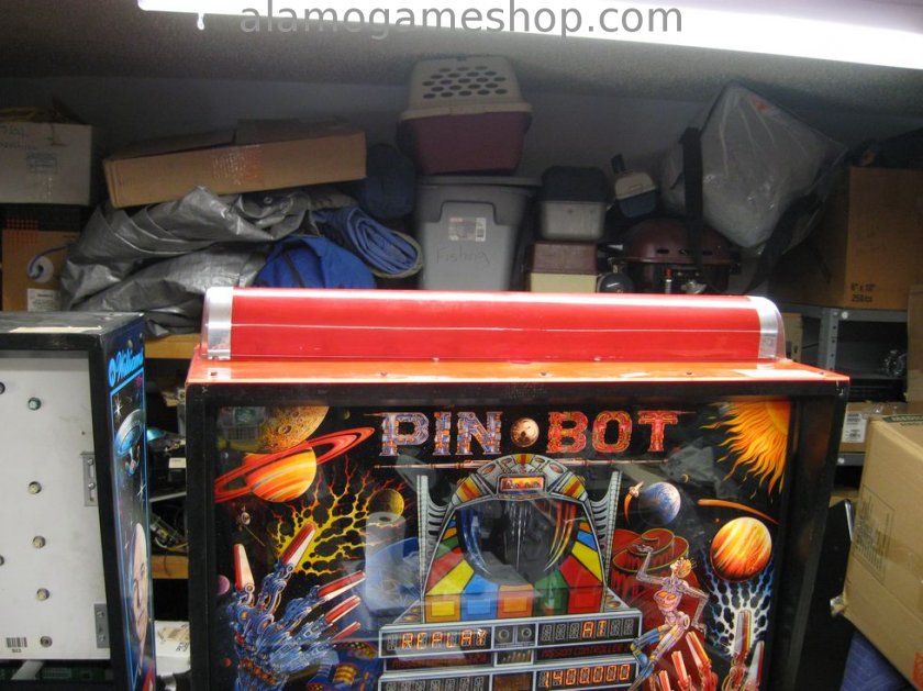 Pinbot pinball by Williams 1986 - Click Image to Close