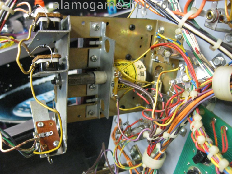 (image for) Pinbot pinball by Williams 1986