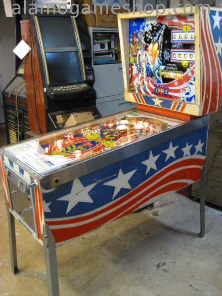 (image for) Pioneer pinball by Gottlieb 1975