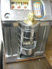 Jenning Standard Chief slot machine, 194