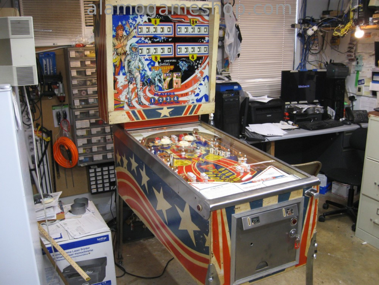 (image for) Spirit of 76 Pinball by Gottlieb 1975