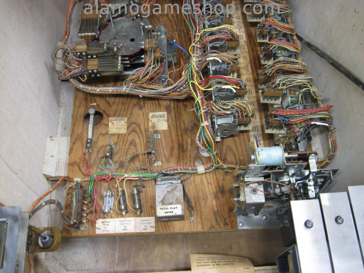 (image for) Spirit of 76 Pinball by Gottlieb 1975