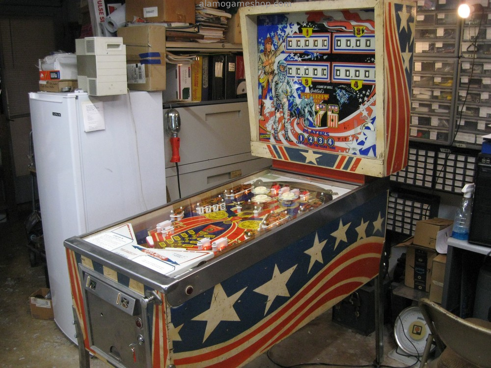 (image for) Spirit of 76 Pinball by Gottlieb 1975