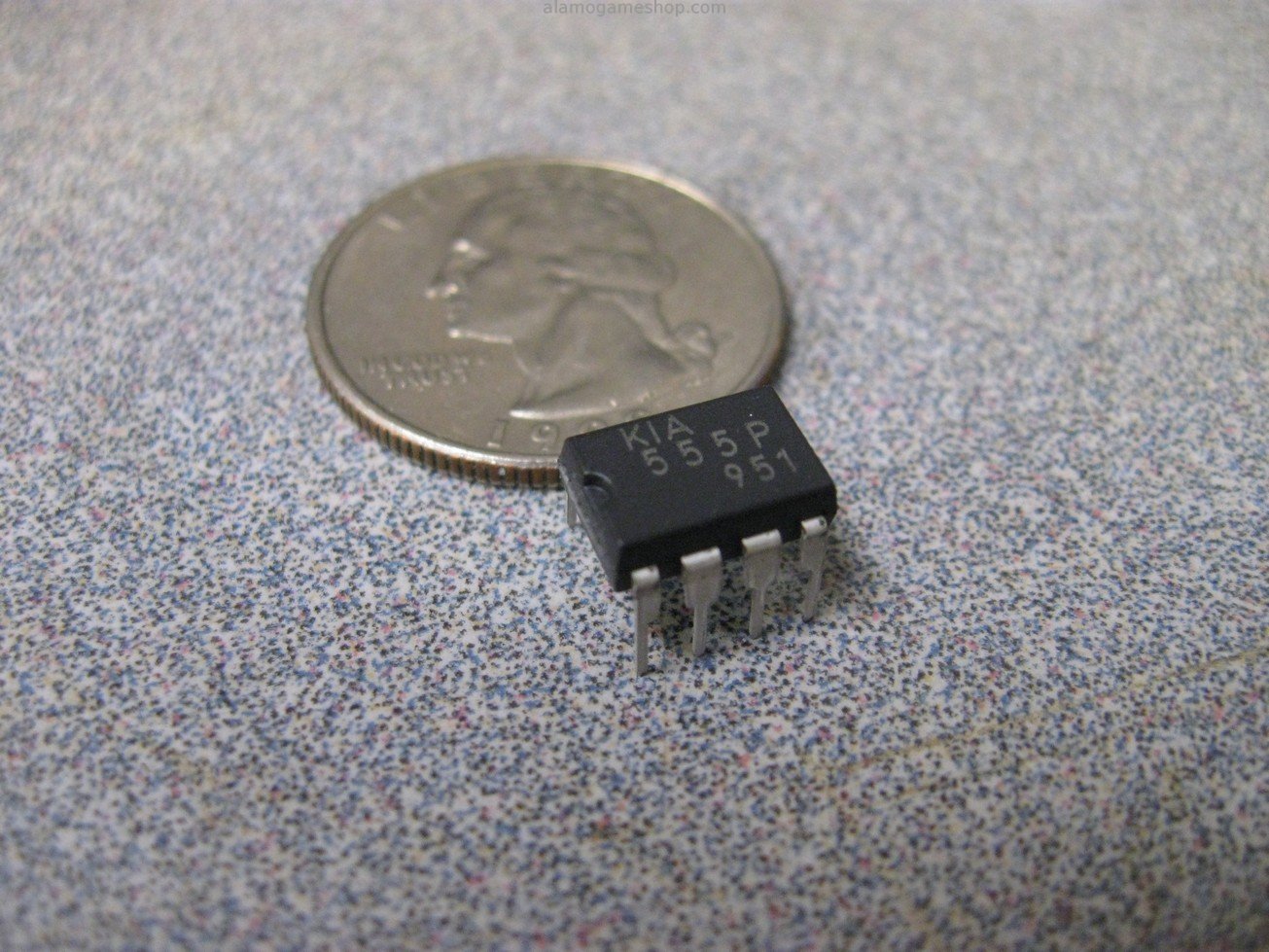 (image for) 555, IC 8 pin DIP, timer